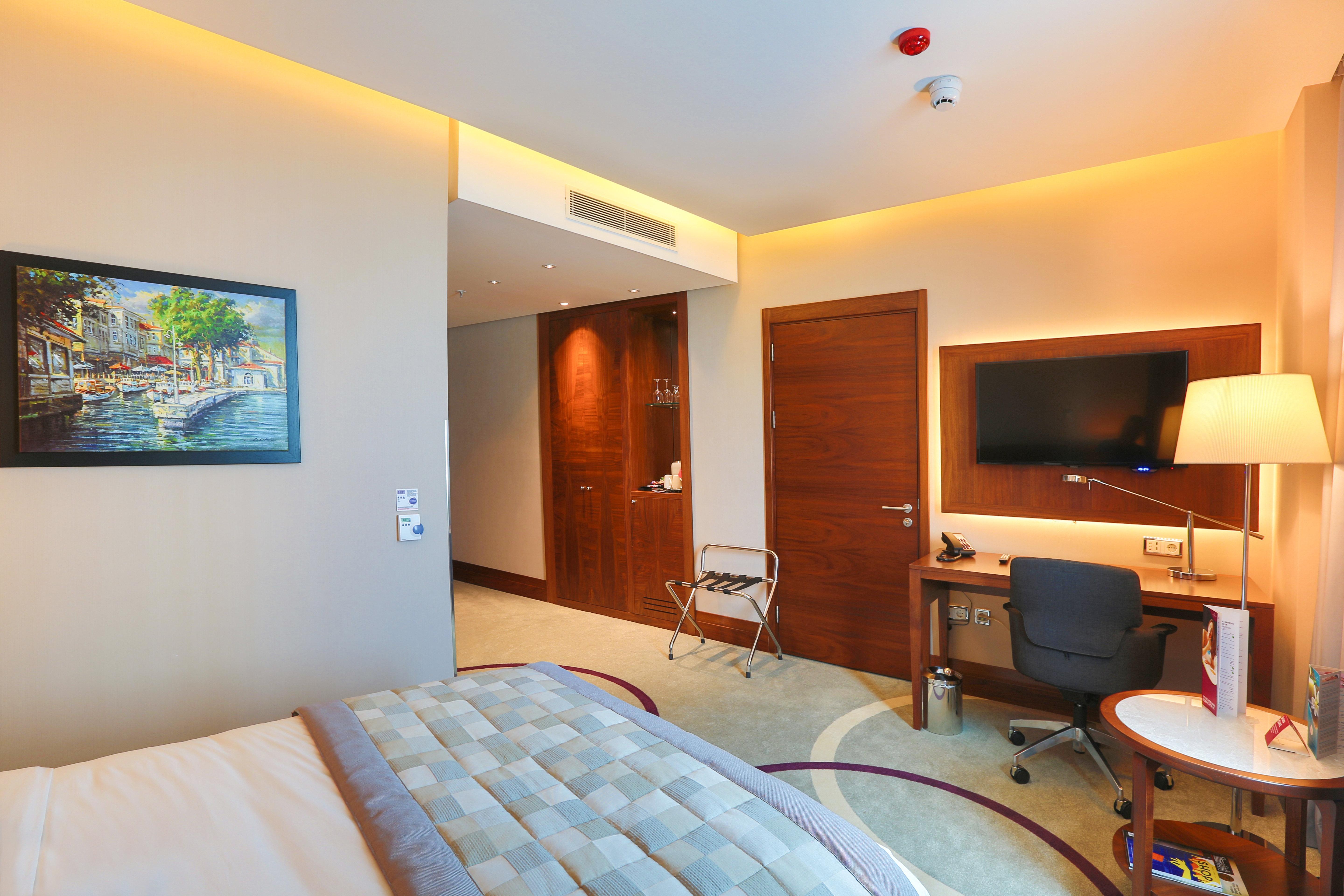 Crowne Plaza Istanbul Oryapark By Ihg Hotel Exterior foto