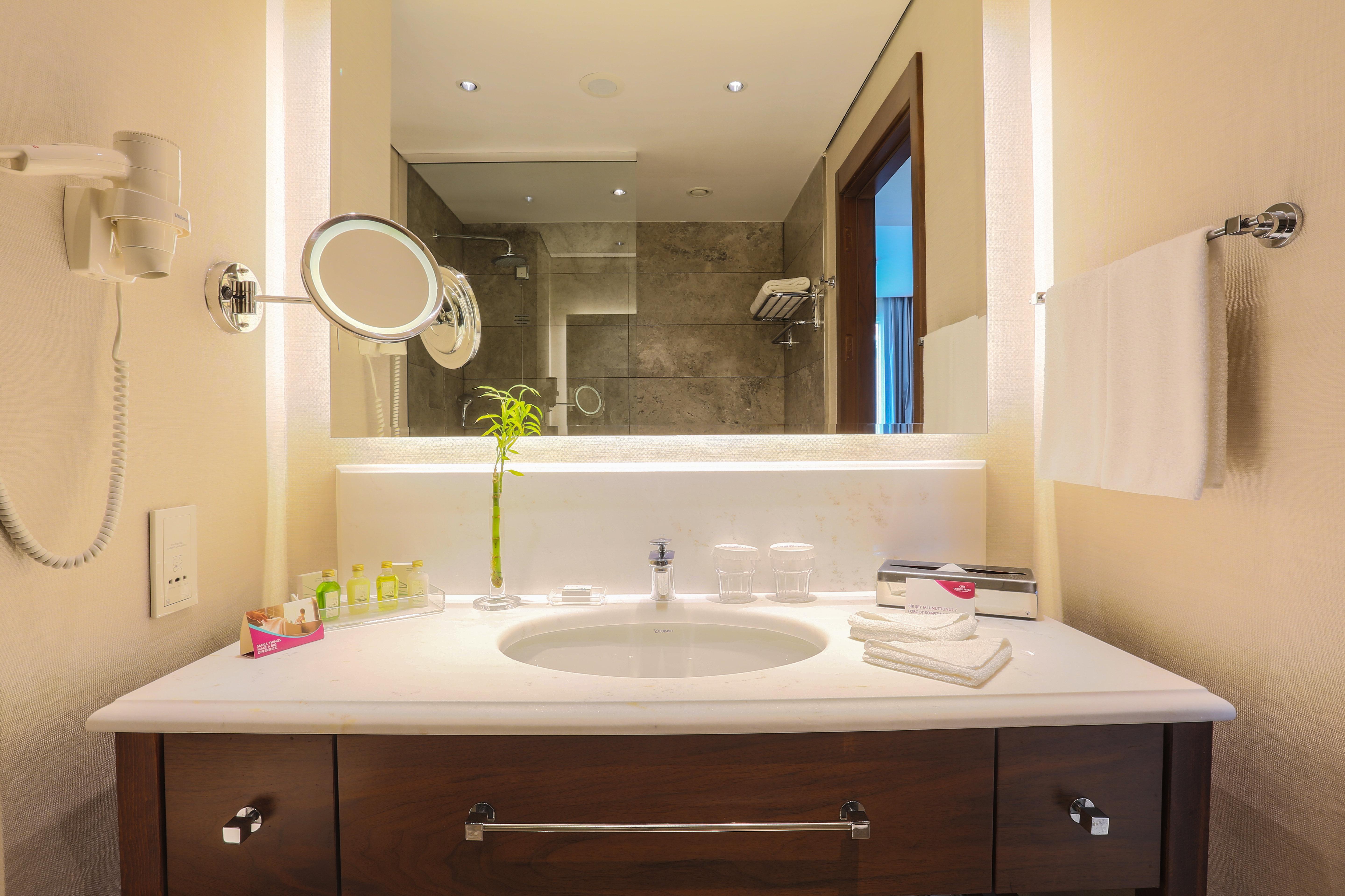 Crowne Plaza Istanbul Oryapark By Ihg Hotel Exterior foto